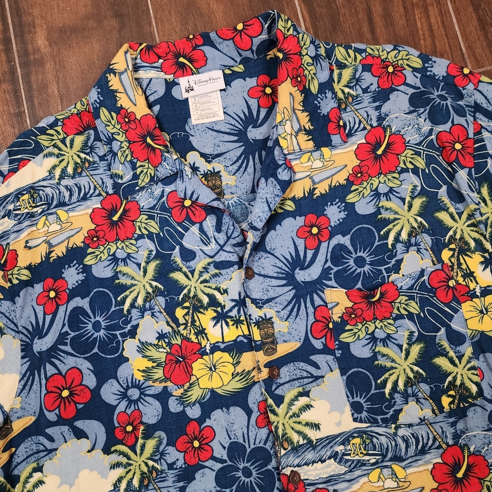 Disney Parks Mickey Mouse Camp Shirt Mens Large Button Floral Hawaiian Rayon